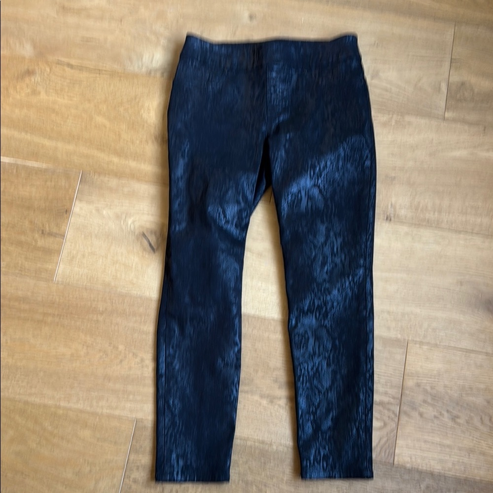 Chico’s Snake Print Pull On Slim Ankle Pant